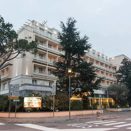 Hotell Terme Helvetia 4*